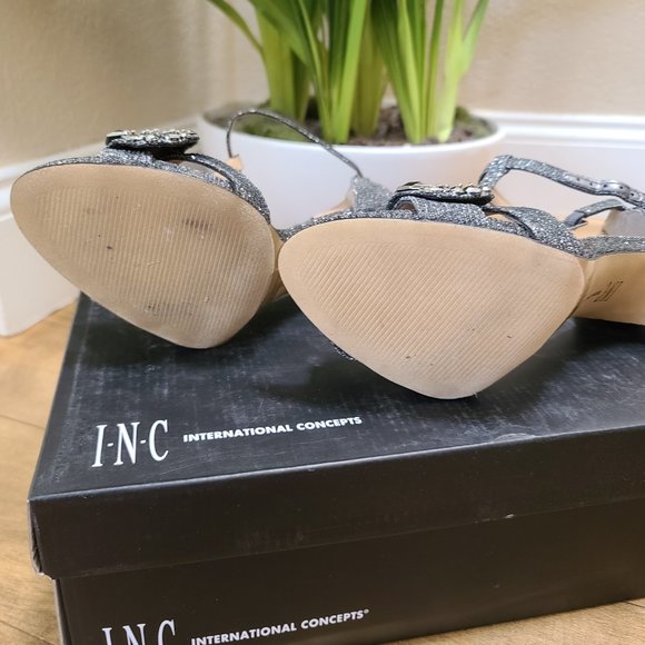 International Concepts Ramlaf Heels - Picture 6 of 6